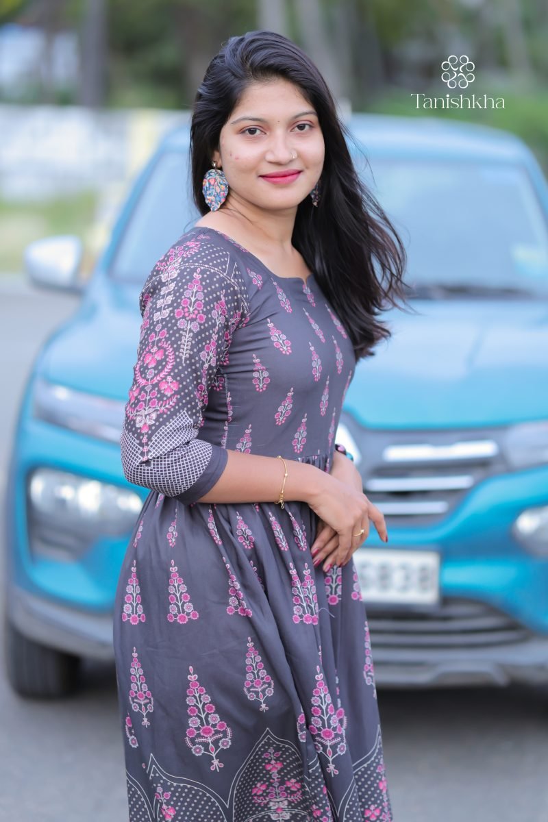 Royal Mughal Grace – Dark Ash – view 4
