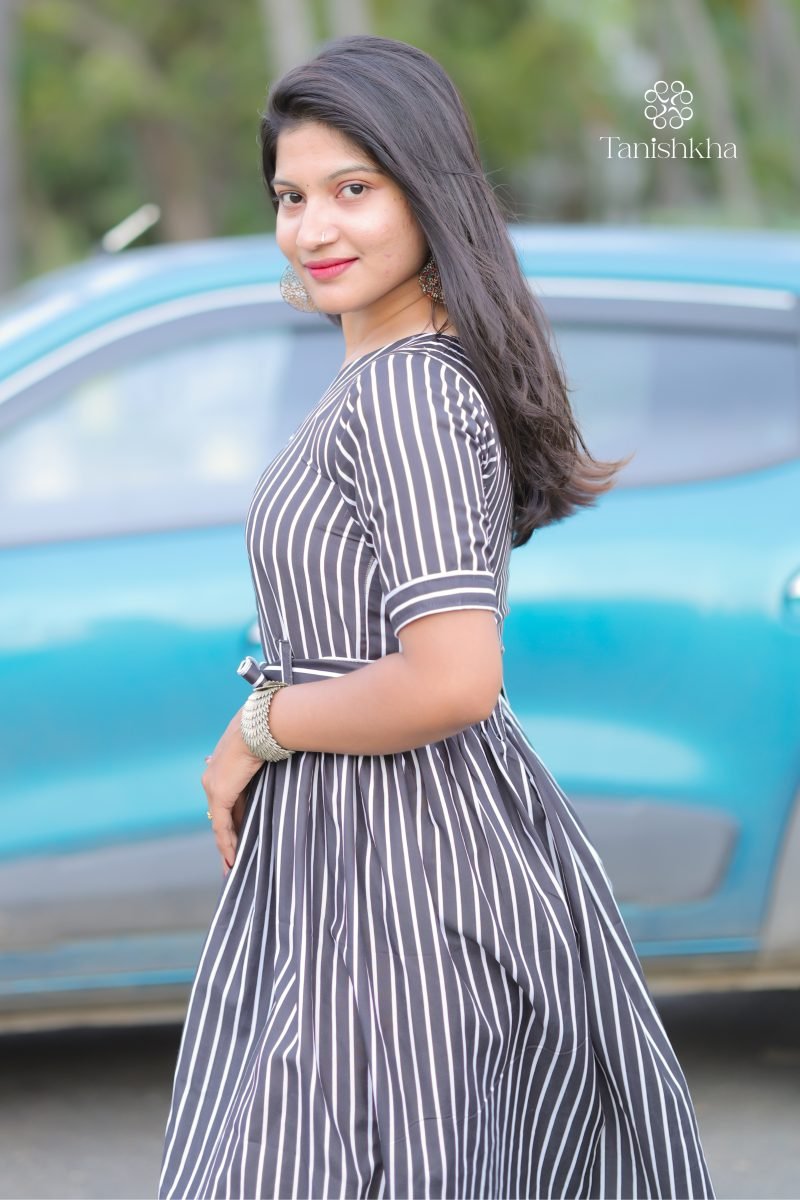 Urban Monochrome Shirt Dress – Black and White – view 4