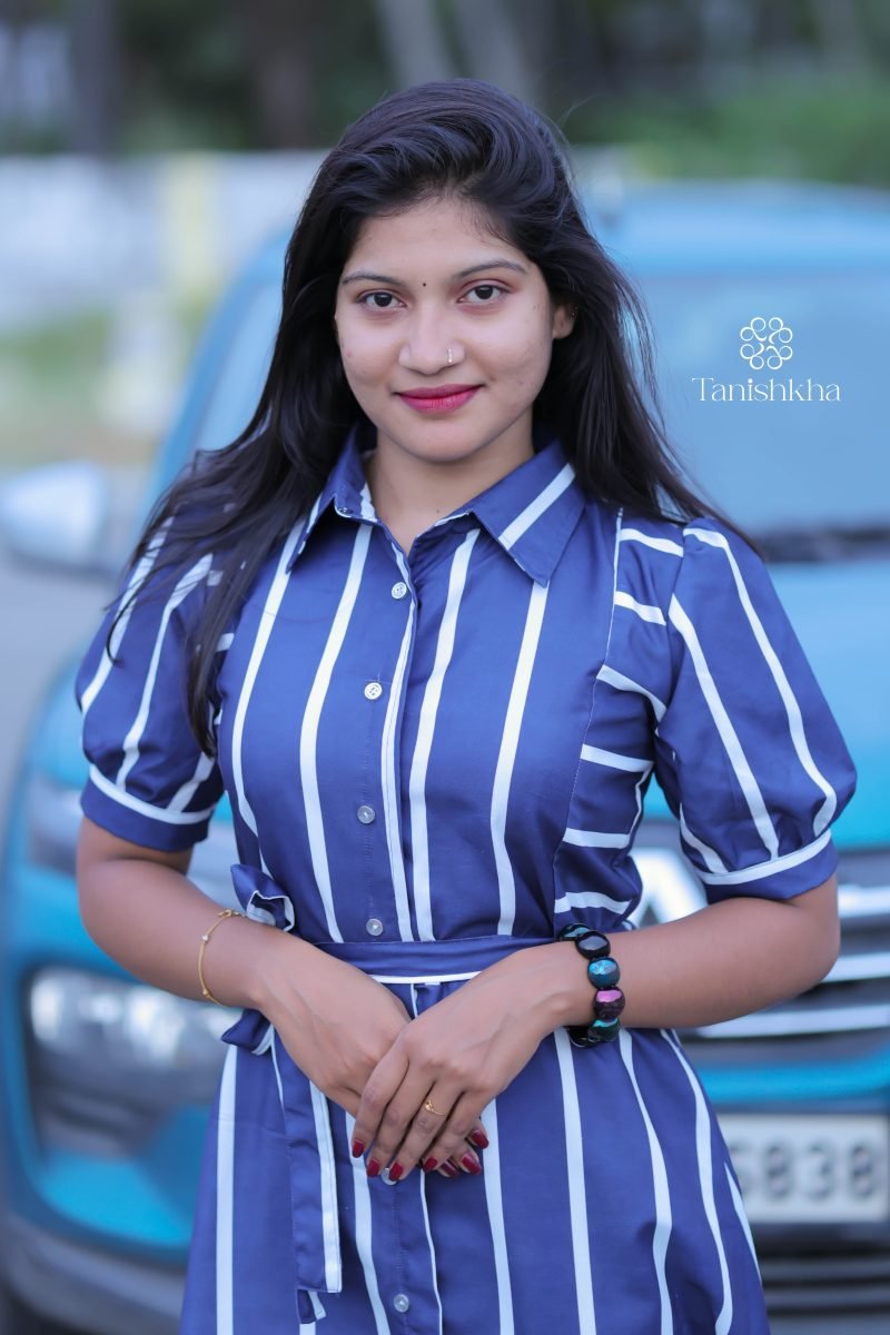 Indigo Stride Smart Striped Midi – Navy Blue – view 7